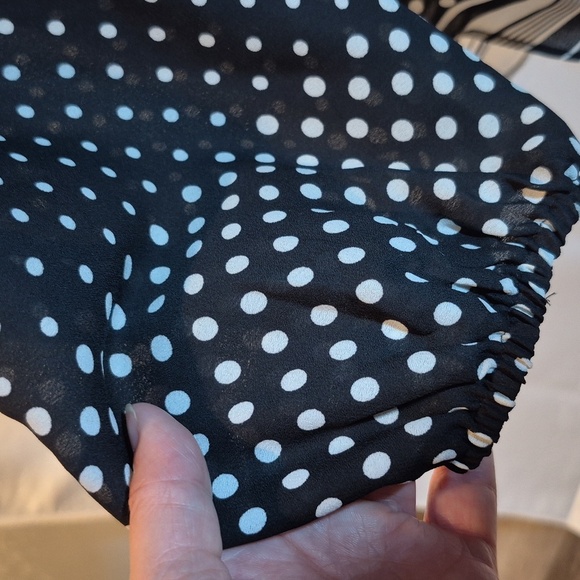 Black And White Polka Dot And Striped Blouse Size 14/16W - Picture 5 of 6